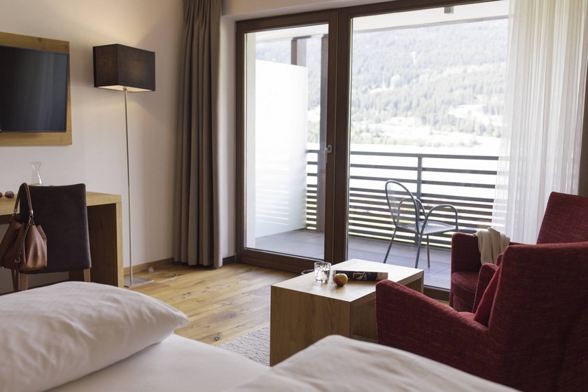 Premium Doppelzimmer Piz Lad, Seeblick und Halbpension